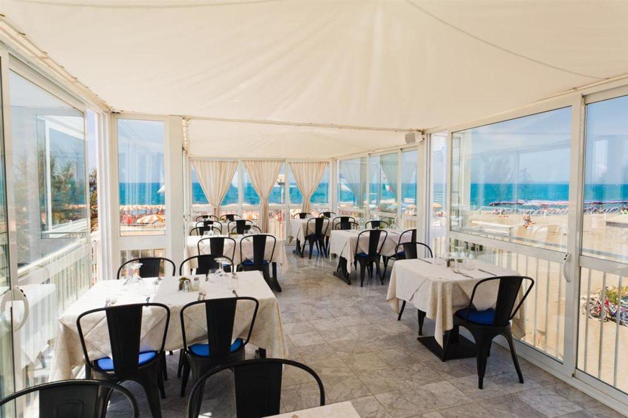 Hg Hotel Il Settebello Marina di Cecina Exteriör bild