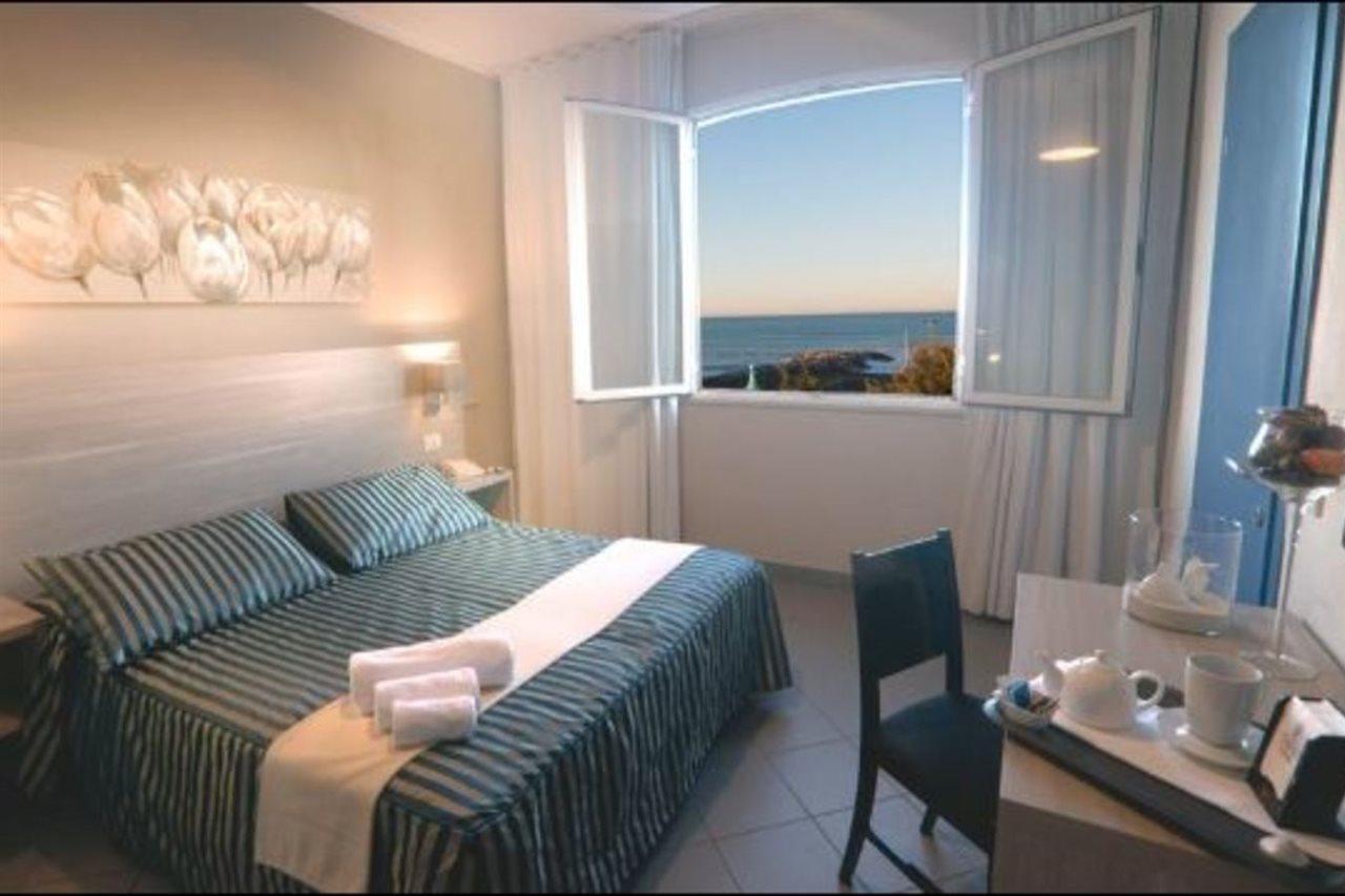 Hg Hotel Il Settebello Marina di Cecina Exteriör bild