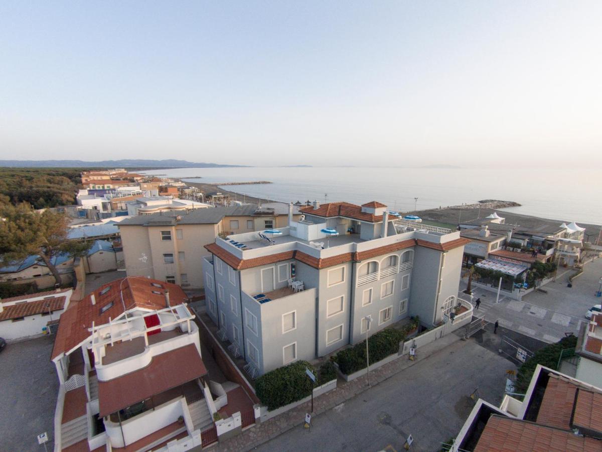 Hg Hotel Il Settebello Marina di Cecina Exteriör bild