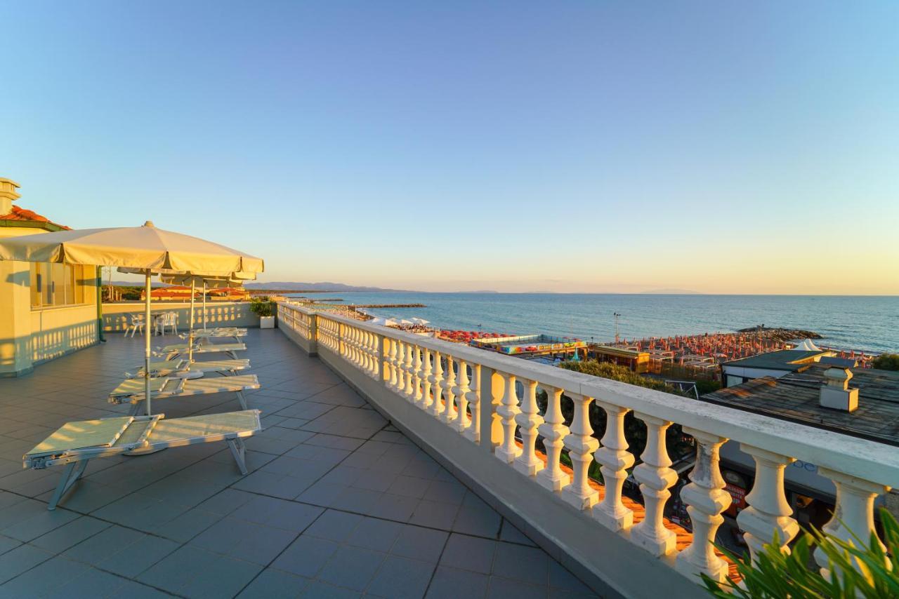 Hg Hotel Il Settebello Marina di Cecina Exteriör bild
