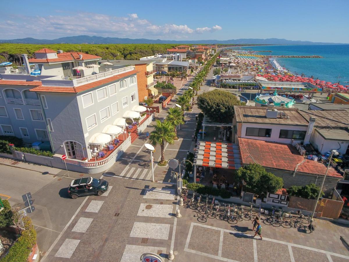 Hg Hotel Il Settebello Marina di Cecina Exteriör bild