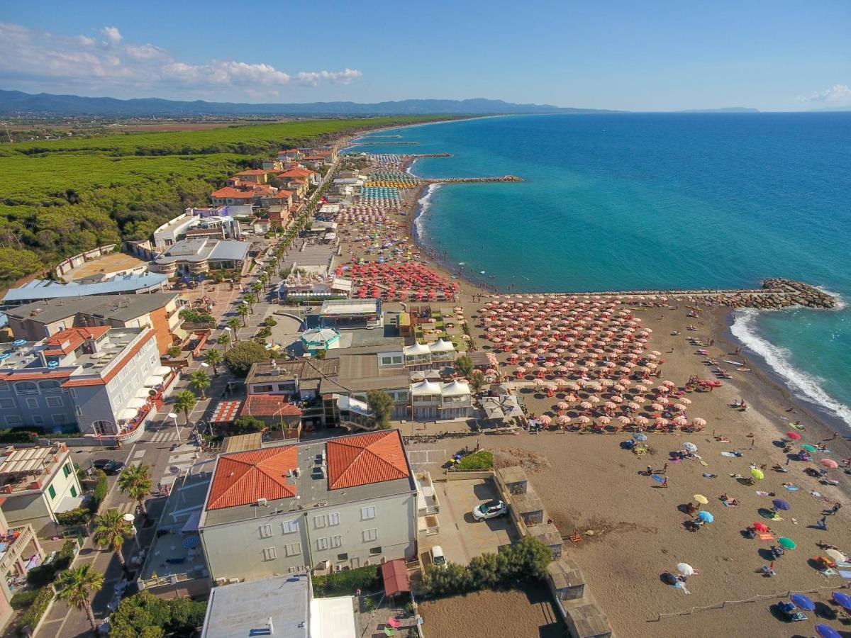 Hg Hotel Il Settebello Marina di Cecina Exteriör bild