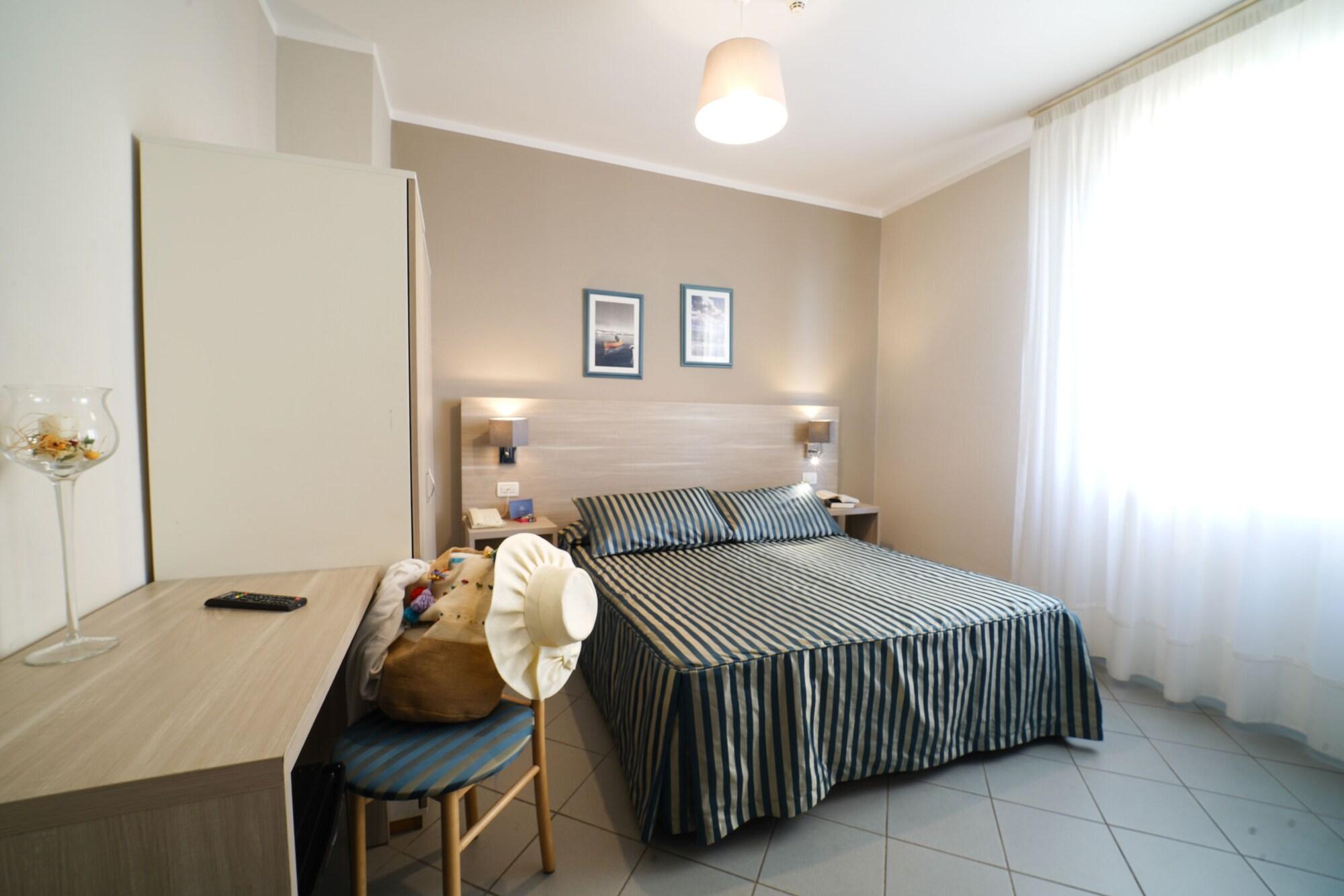 Hg Hotel Il Settebello Marina di Cecina Exteriör bild